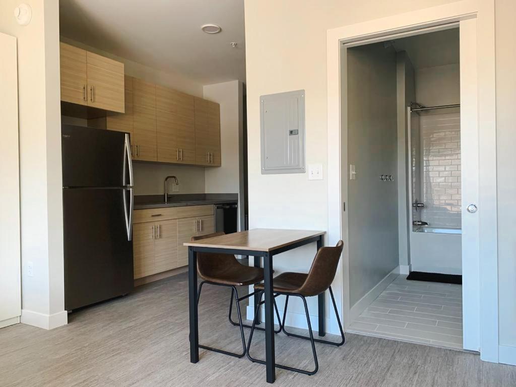 Sleepover Studio Apartments 디모인 외부 사진