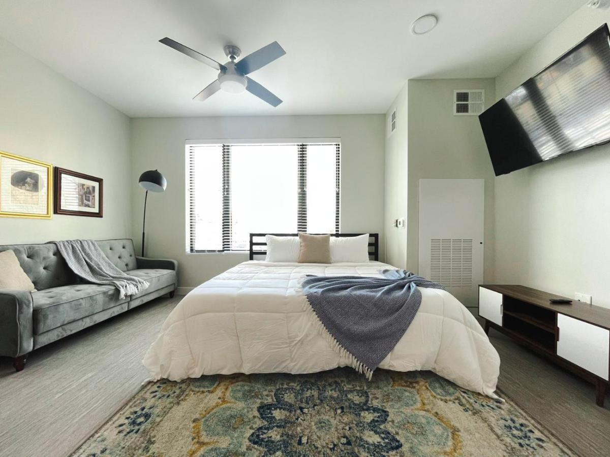 Sleepover Studio Apartments 디모인 외부 사진