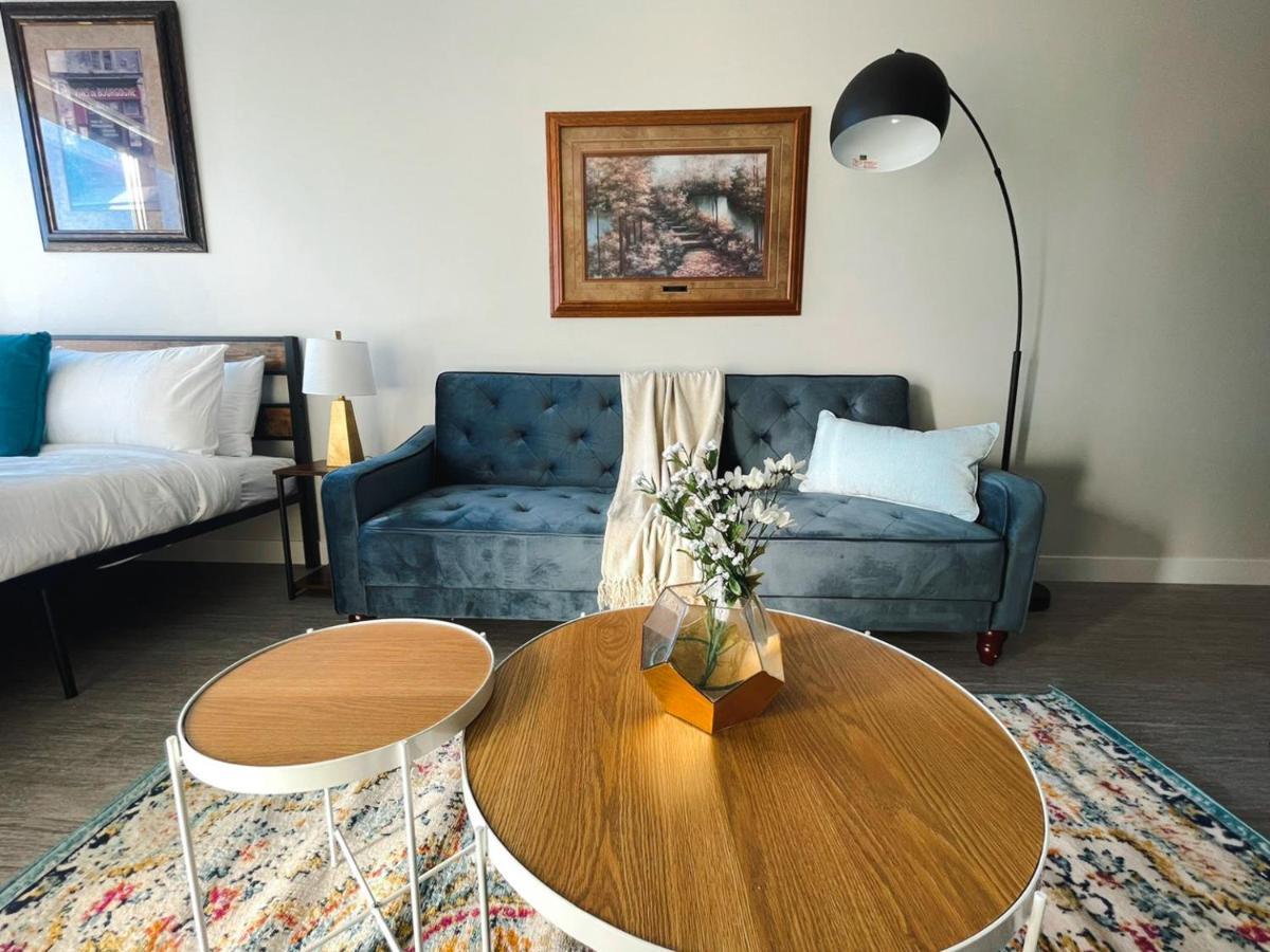 Sleepover Studio Apartments 디모인 외부 사진
